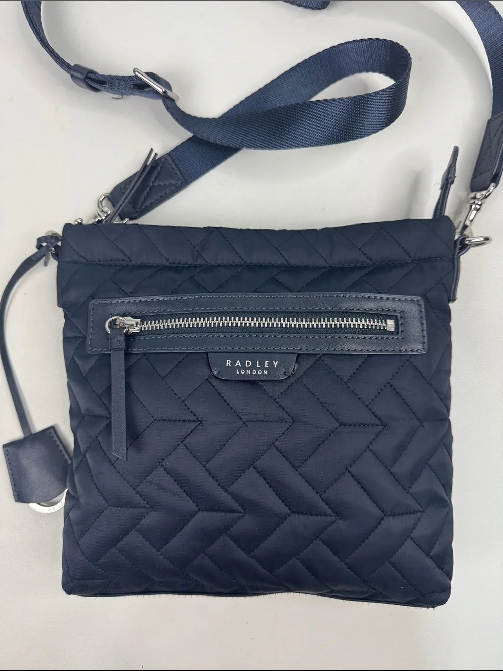 RADLEY LONDON Quilted Crossbody Bag Navy Blue Silver detail Zip close New NWOT